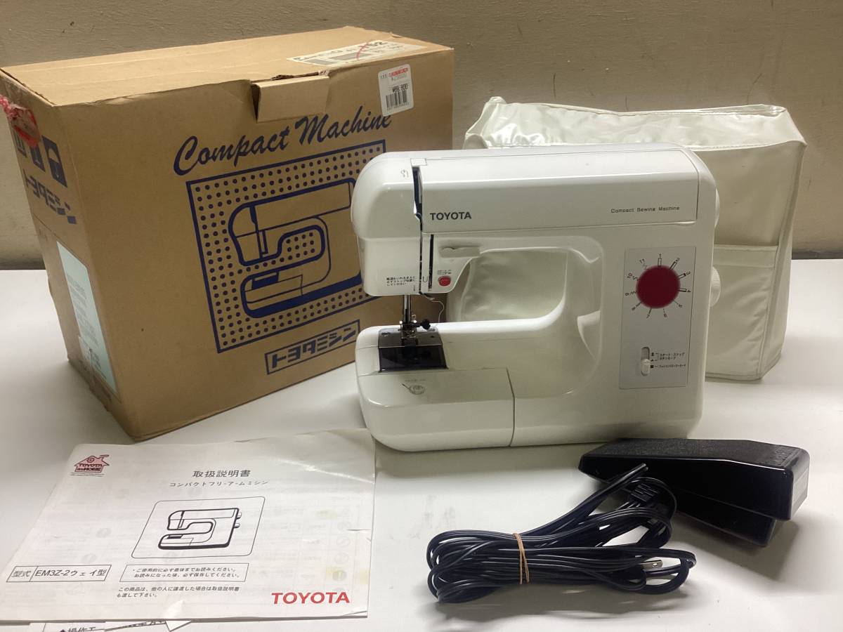 トヨタ TOYOTAミシン EM-3Z / EM985 現状(トヨタミシン)|売買された トヨタ TOYOTAミシン EM-3Z / EM985 現状(トヨタミシン)|売買された