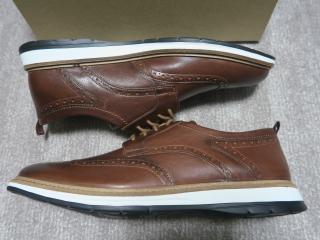 2.5万★試着程度未使用品★箱付 CLARKS クラークス Chantry Wing / キャンティーウィング 天然皮革 本革 UK10 Tan Leather タンレザー -クラークス ワラビー 27.5の中古品 ATLハイクアップウォータープルーフ 来年200周年を迎えるクラークスの2024年秋冬シーズンの舞台はTOKYO \u201c靴を売らない\u201d接客と個の声を尊重する独自