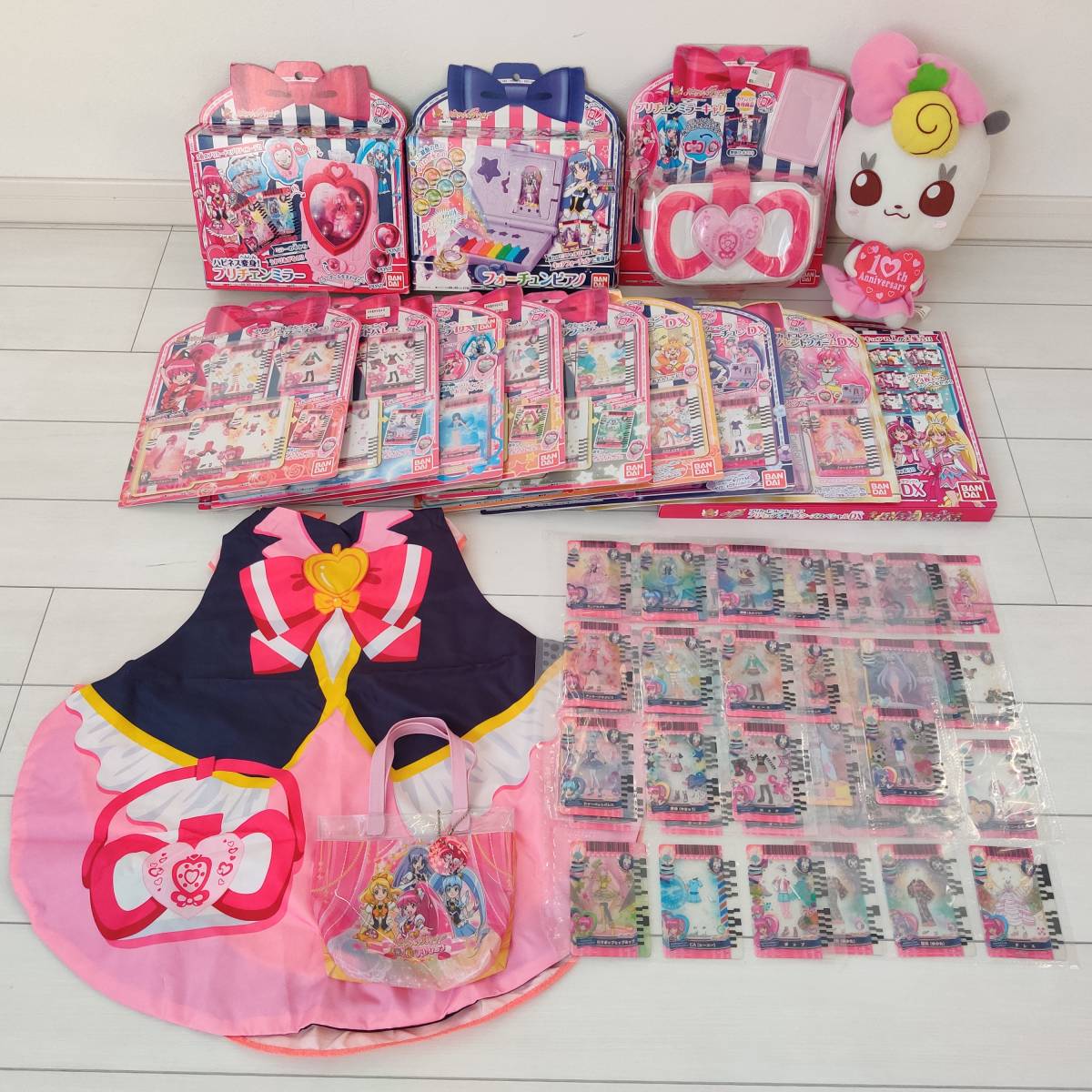 ハピネスチャージプリキュア プリチェンミラー プリチェンミラーキャリー フォーチュンピアノ プリカード多数 Bandai バンダイ プリキュア 売買されたオークション情報 Yahooの商品情報をアーカイブ公開 オークファン Aucfan Com