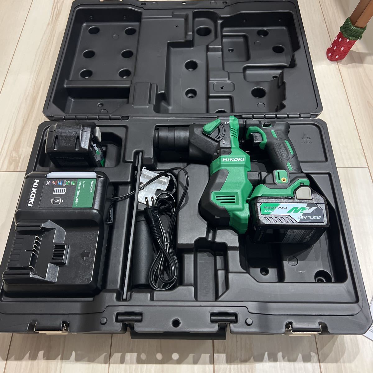 品質保証，セール 品 価格 HiKOKI 18V 18mmコードレスロータリハンマドリル DH18DPA 2XP マルチボルトバッテリ2個(本体)｜売買されたオークション情報、yahooの商品情報をアーカイブ公開 - オークファン ハンマドリル