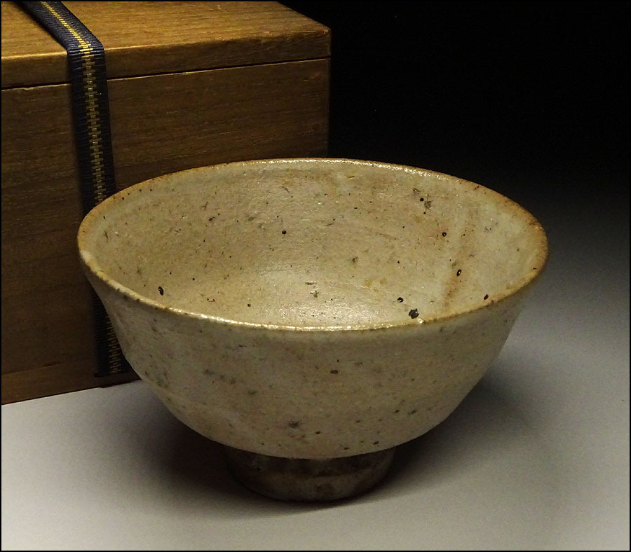 井戸茶碗 商品詳細 [韓国の金億周 高麗井戸型茶碗｜抹茶碗｜22000円 銘