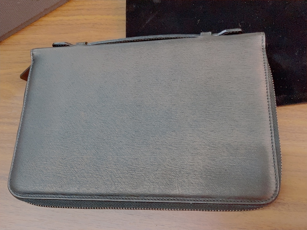 dunhill ダンヒル メンズ ブラック 未使用保管品 ライター ベルト シャーシ 黒 2026年最新Yahoo!オークション Dunhill（キーケース）のフリマアイテム一覧 -ダンヒル 0 中古品 オードトワレ100ml dunhill｜ダンヒルの中古品・新品