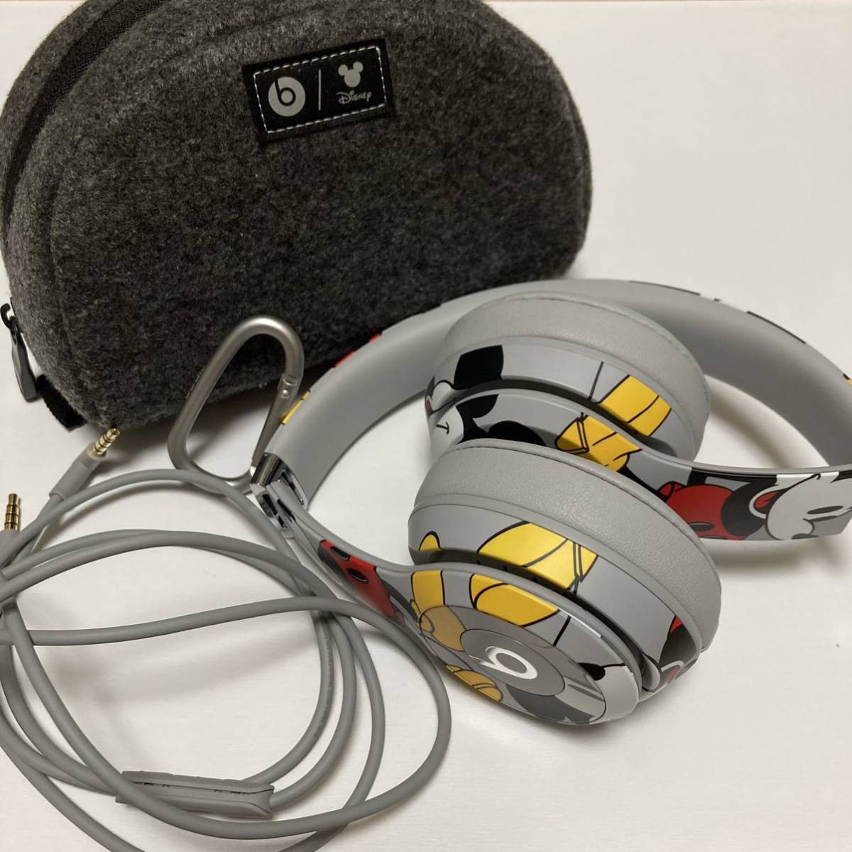 Beats Solo3 Wireless Mickey 90th Headphones Anniversary Edition