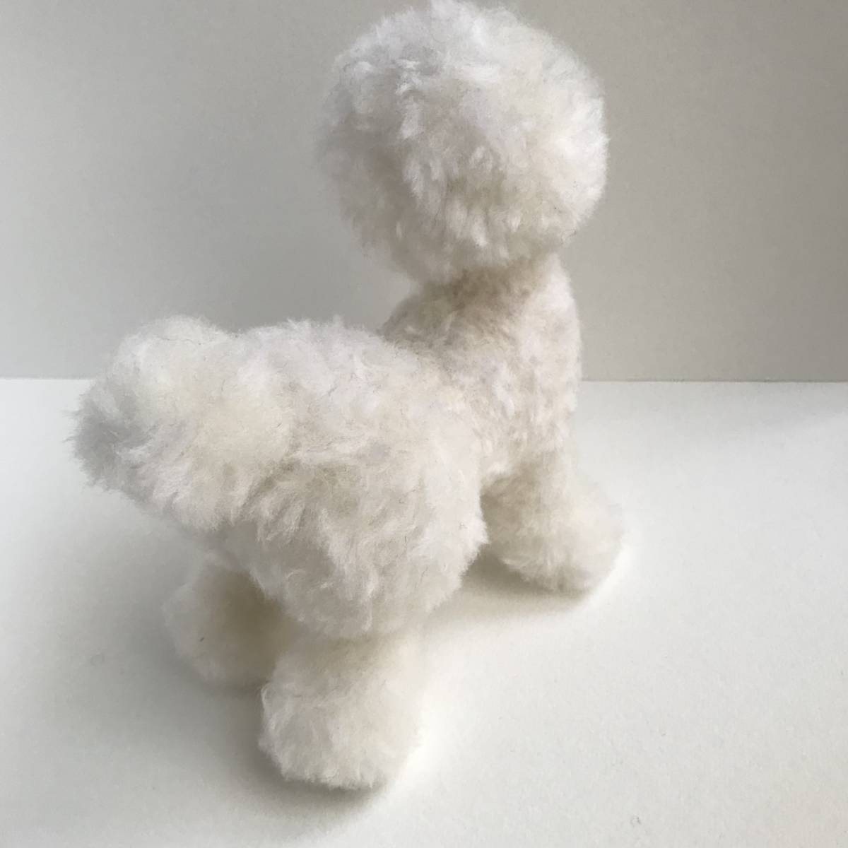 羊毛フェルト 犬 トイプードル プードル トイプー 白 ホワイト