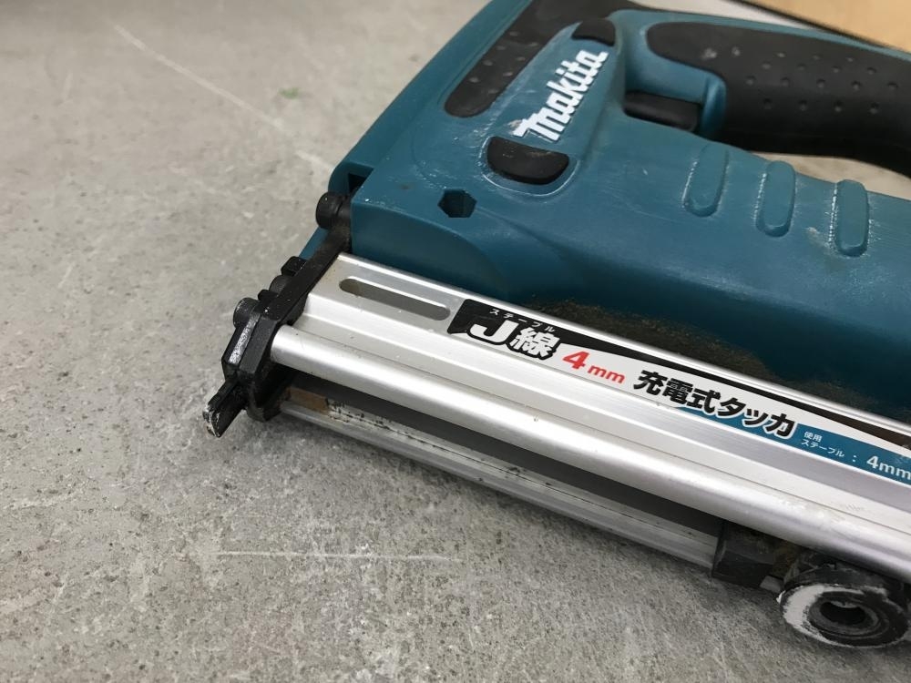 マキタ タッカー 充電式タッカ st420dの通販 st420d」の落札相場・落札価格 「マキタ - Yahoo!オークション 充電 ST420DRF 3.0Ah〜ST420DZK 14.4V 4mm 株式会社マキタ (J線) st420の中古品