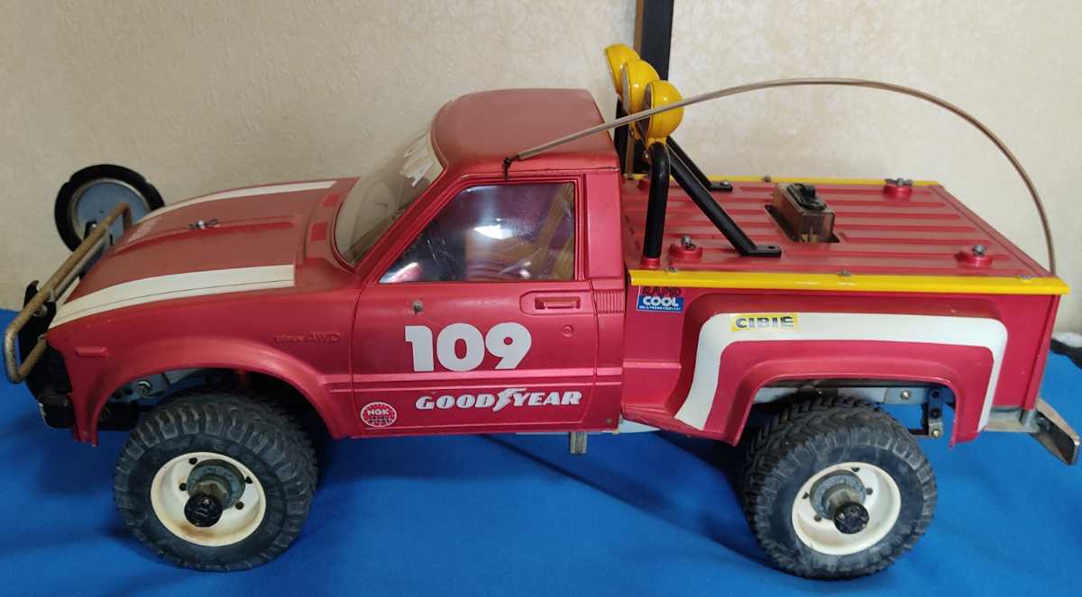 当時物 TAMIYA タミヤ ラジコンカー ハイラックス 初代 4WD レア