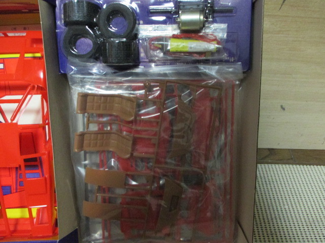 アオシマ 青島 ランボルギーニカウンタックLP500S 1/16 スーパーカー