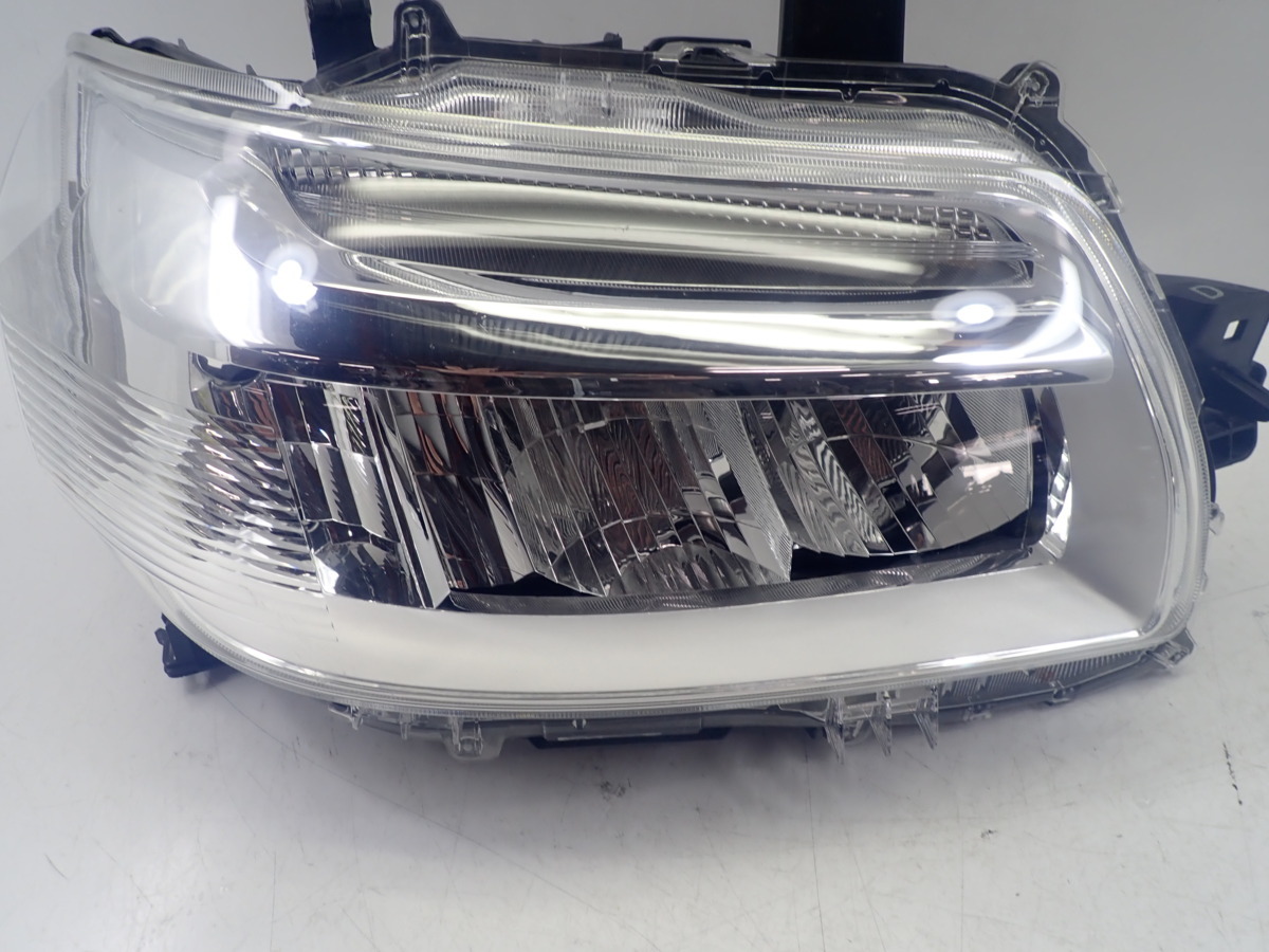 訳あり タウンエース S403M へッドライト 右 右側 運転席 コイト 100