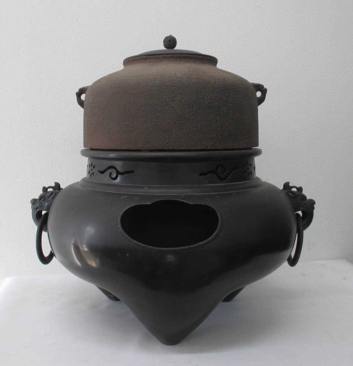 茶釜 茶道具 風炉 | 公式通販 風炉釜 電熱器 飾摘獣耳三足