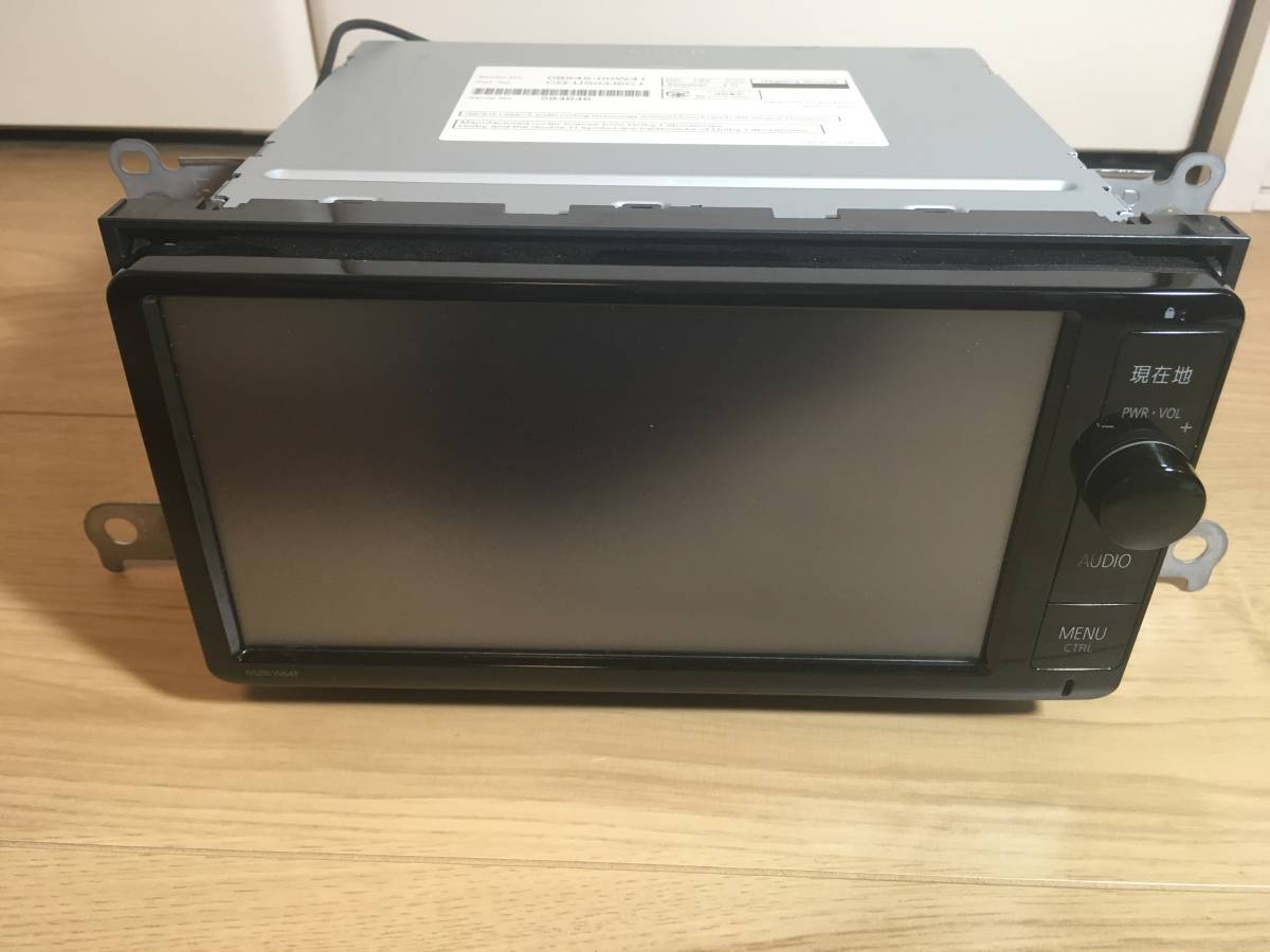 ☆送料無料☆トヨタ純正 SDナビ NSZN-W64T フルセグ DVD Bluetooth 