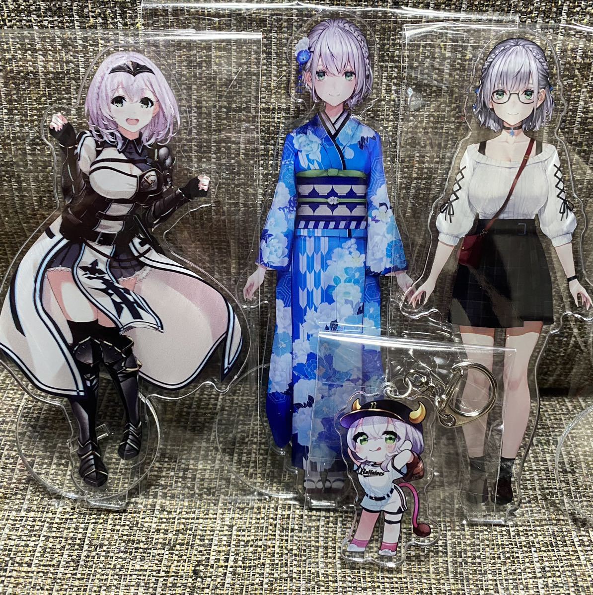 ホロライブ アクリルスタンド 白銀ノエル コミック アニメグッズ 売買されたオークション情報 Yahooの商品情報をアーカイブ公開 オークファン Aucfan Com