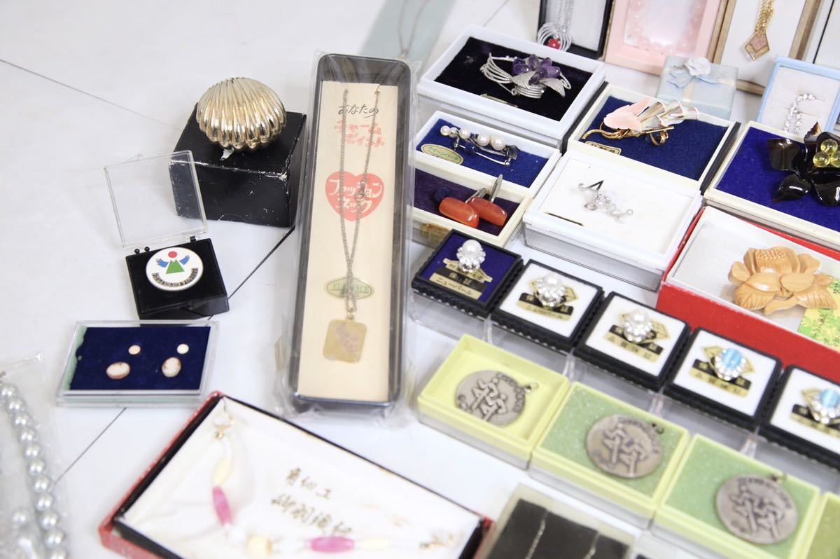 整理品 大量セット 箱付き アクセサリー まとめ売り ネックレス 指輪