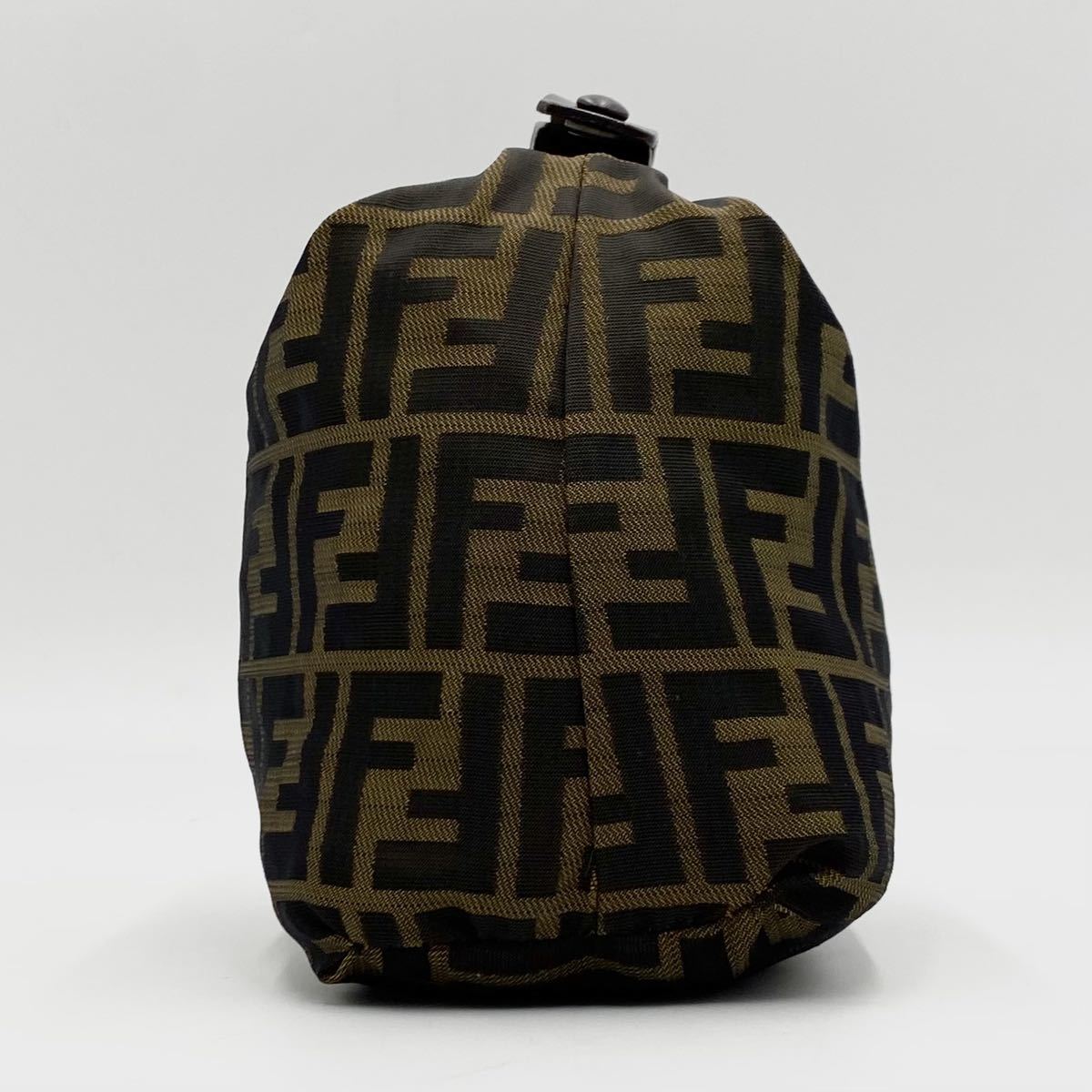 フェンディ FENDI ポーチ ズッカ コスメポーチ 小物入れ 【公式通販】