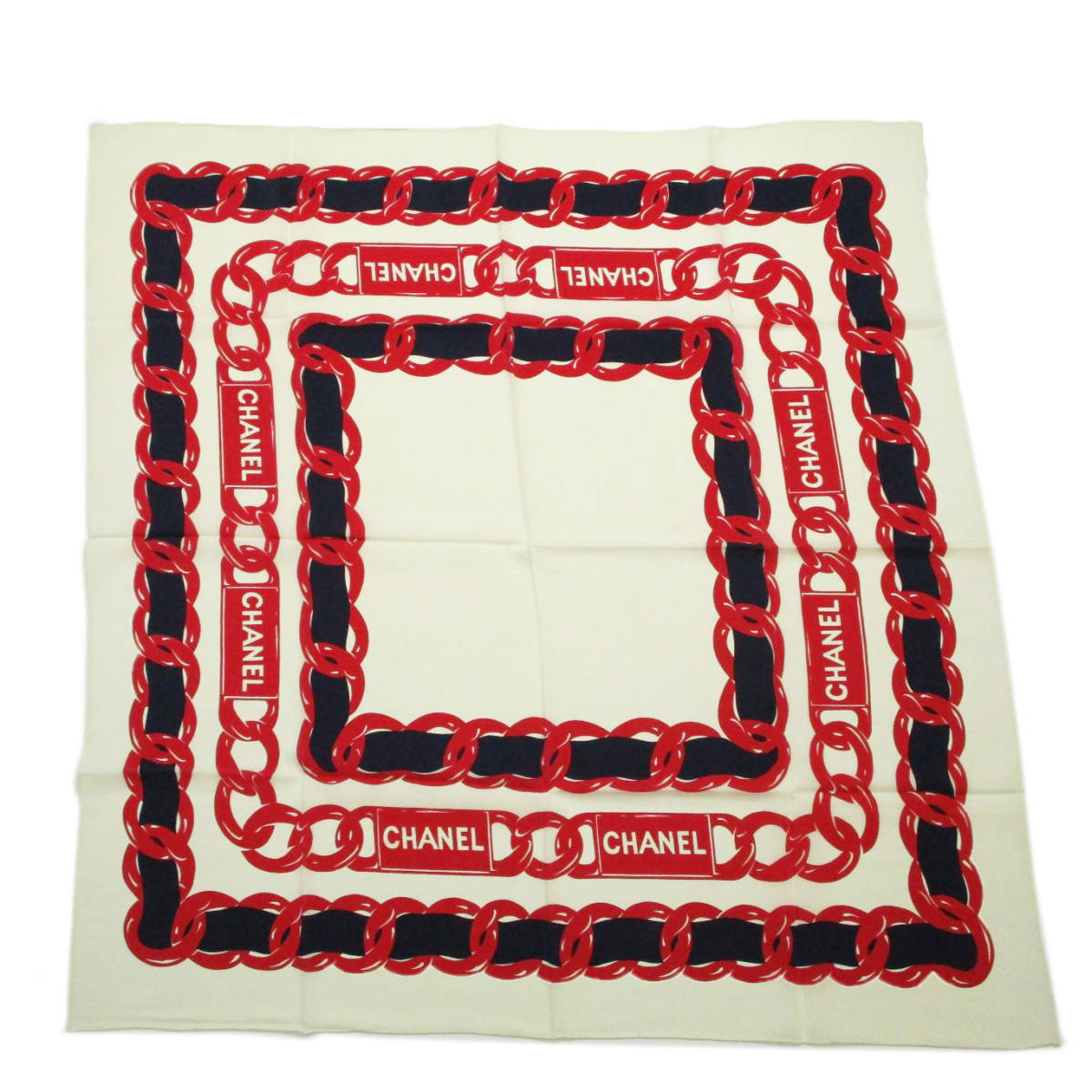 【大人気，お買い得】 シャネル CHANEL W88&times;H88cm ロゴ チェーン シルク 100% 大判 スカーフ イタリア製 マルチカラー 22711bkac(その他)｜売買されたオークション情報、yahooの商品情報をアーカイブ公開 - オークファン 服飾小物
