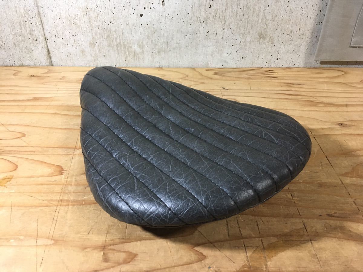 ソロシート ピリオンパッド 新品 タックロール チョッパー sr