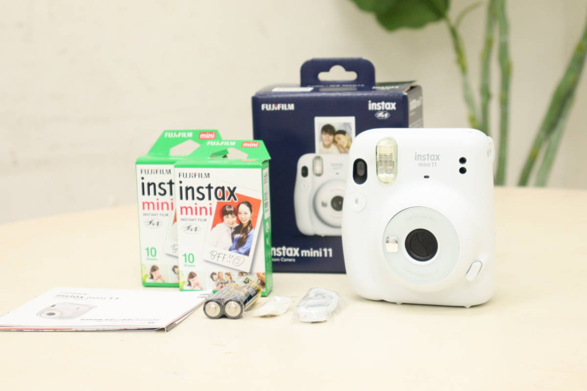 FUJIFILM フジフイルム フィルムカメラ チェキ instax mini 11
