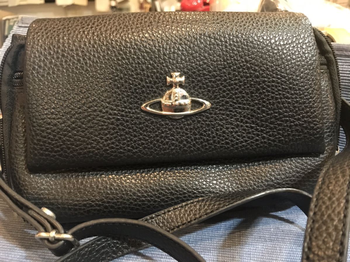 Westwood Vivienne ヴィヴィアンウエストウッド ヴィヴィアン