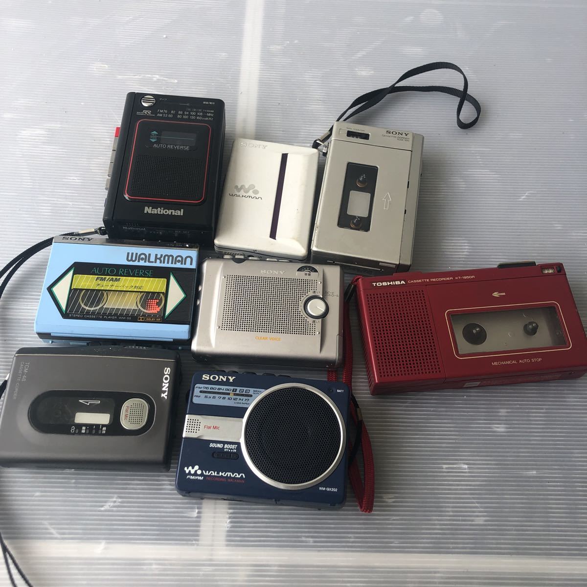 ●SONY 6点セット　本体のみ　WM-GX202・TCM-48 TCM-100・WM-EX910 TCM-45 WM-55 NATIONAL TOSHIBA KT-1950R - Yahoo!オークション 「sony LM CFウォークマン (ブルー)