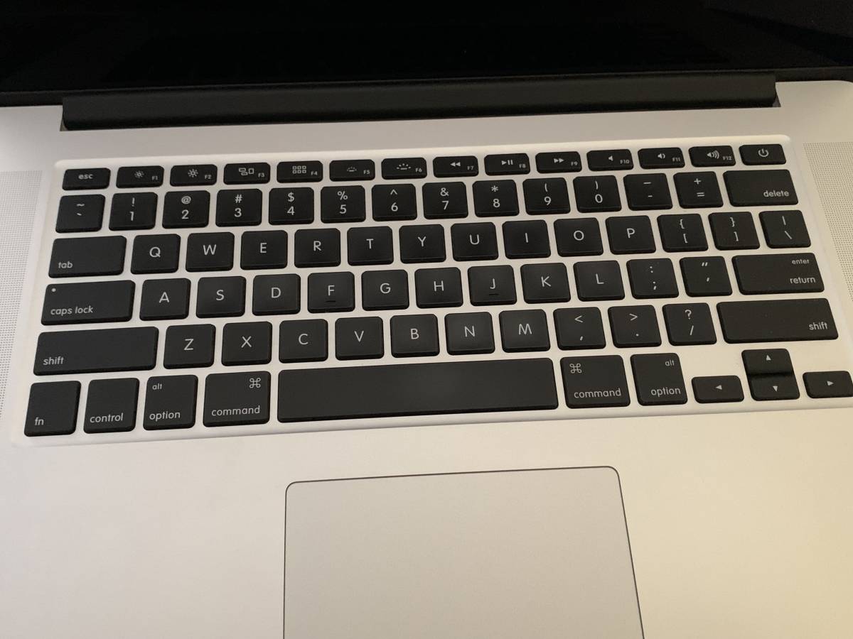 MacBook Pro Apple - Retina Core : Inc. Early Touch 8GB Review 2017 