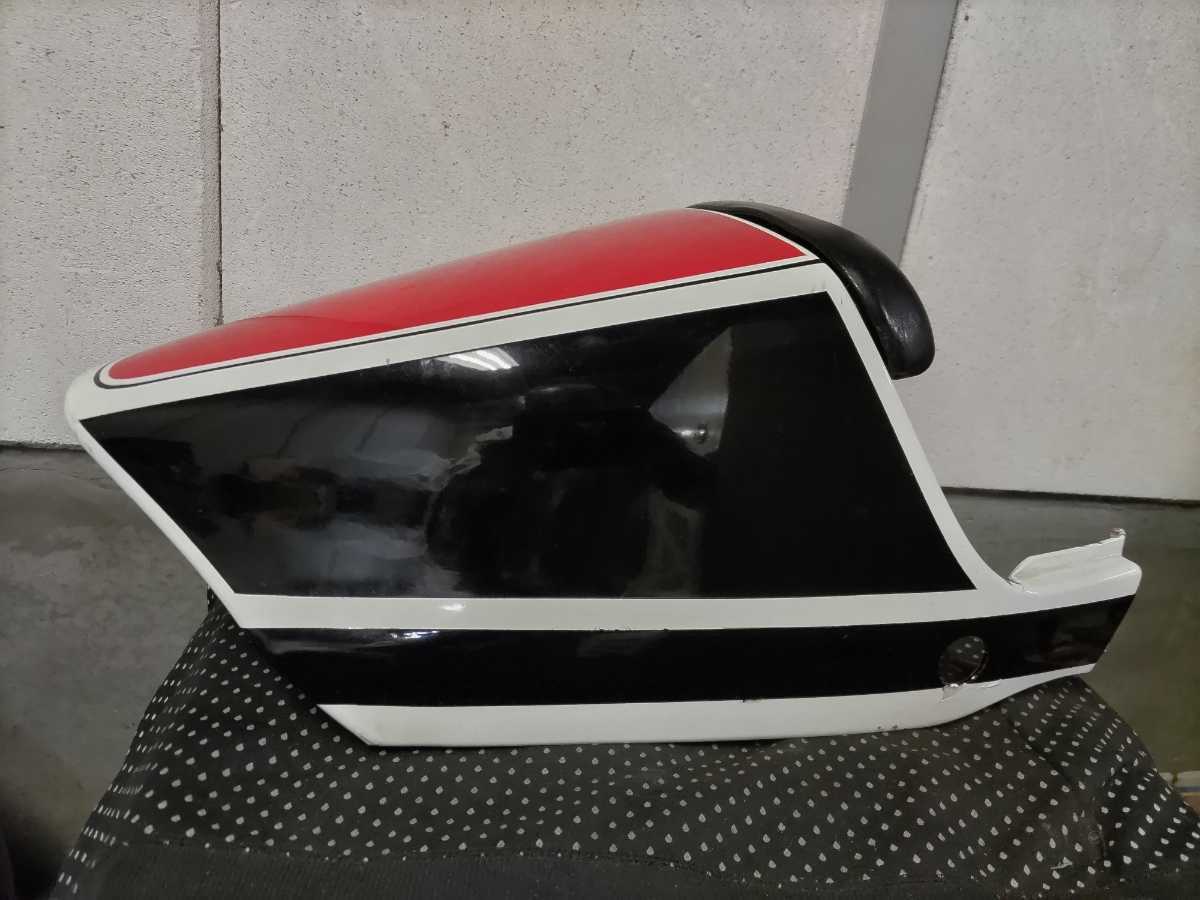 RZ250R 29L 純正OPシングルシートカバー ヤマハRZ250R RZ250RR 29L 51L