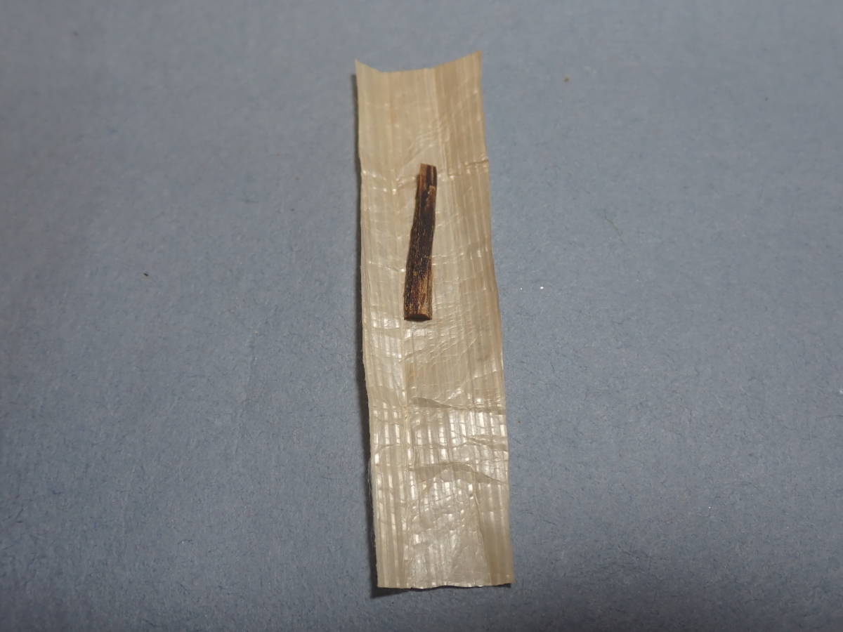 江戸期　２００種名香　銘「玉葛」　羅国　聞香用　0.10g　：伽羅　志野流　御家流　六国五味　香道