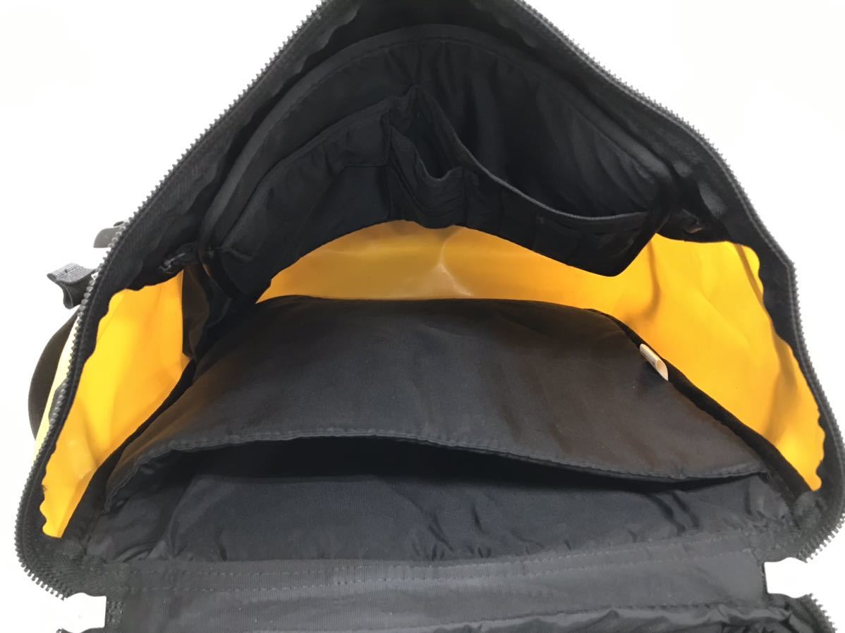 フェイスヒューズボックス ノースフェイス黄色リュック THE NORTH FACE