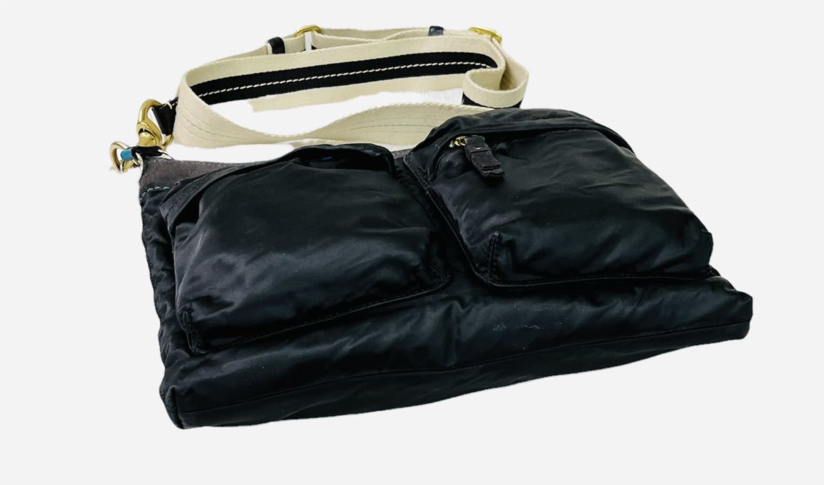 COACH コーチ ショルダーバッグ サコッシュ 斜め掛け ナイロン 