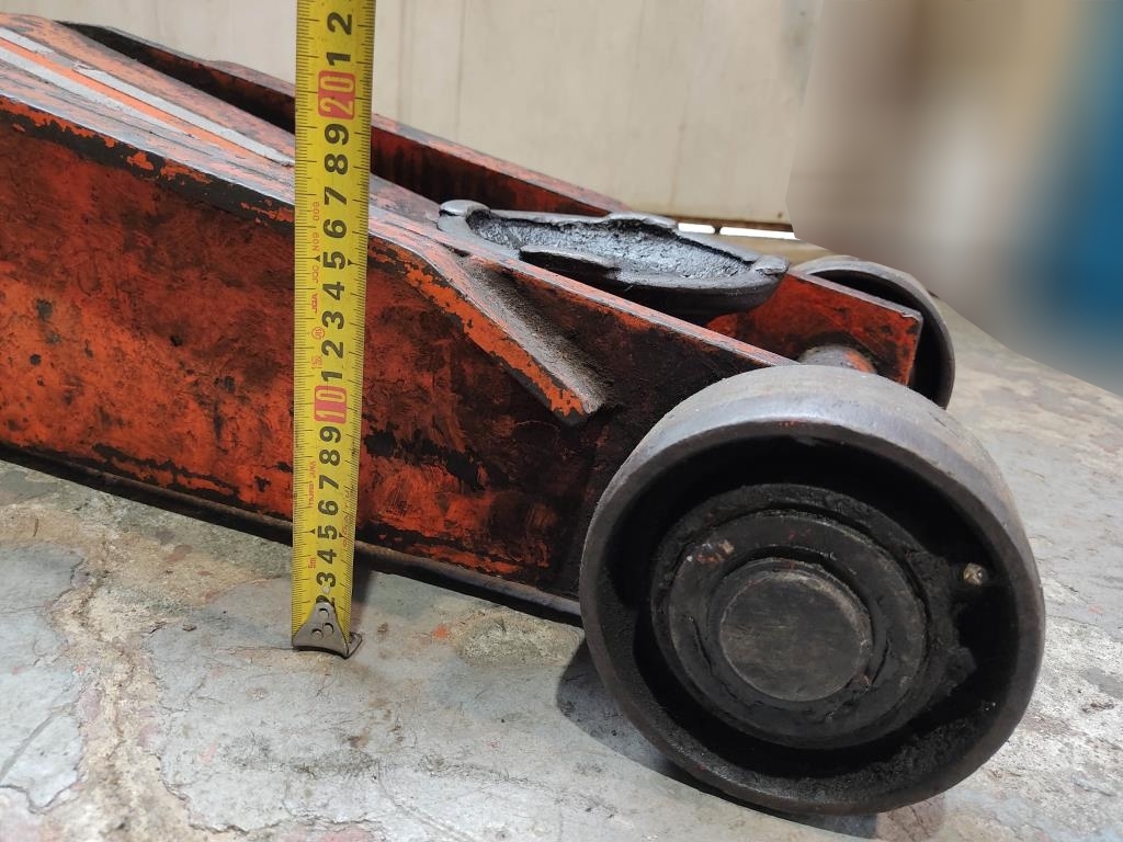 7755 中古 引取限定 エアーサービスジャッキ バンザイ BANZAI 10t 大型車 トラック 貨物 油圧 ポンプ ガレージジャッキ フロア リフト 修理