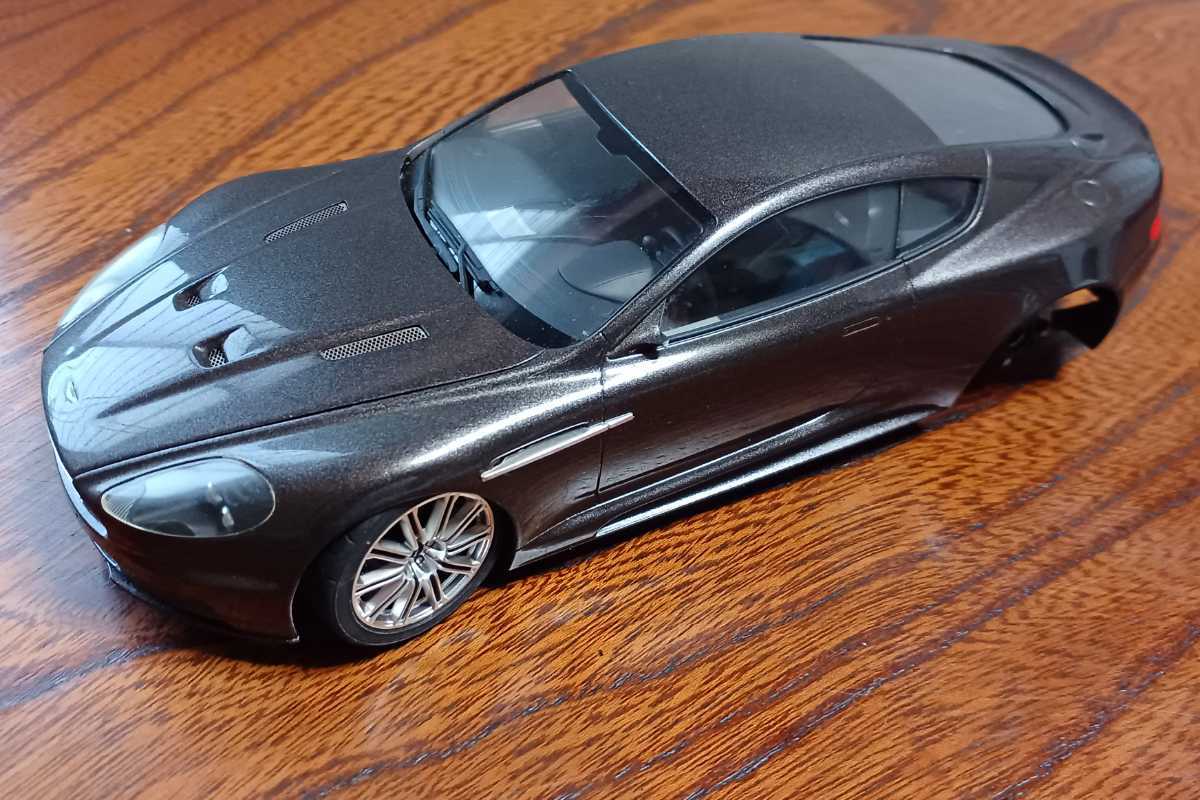w1055835783.5