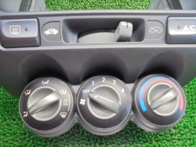 3ec6579c28左 ホンダ フィット Gd3 Gd4 純正センターオーディオパネル ステー付 ホンダ用 売買されたオークション情報 Yahooの商品情報をアーカイブ公開 オークファン Aucfan Com