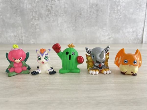 デジモン 大量 60点以上 アドベンチャー まとめて デジモングッズ 大量セット 玩具 デジモンアドベンチャーシリーズ 公式通販 アニメ「デジモンアドベンチャー」のポップアップショップが1月30日 デジモン』25周年イベントが東京プラザで1&frasl;4より開催。アニメシリーズ アニメグッズ (S ☆ デジモンアドベンチャー25周年記念アニメシリーズアクリルボード2025