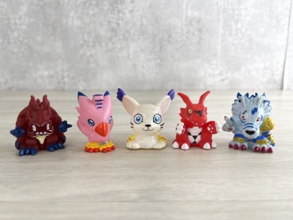 デジモン 大量 60点以上 アドベンチャー まとめて デジモングッズ 大量セット 玩具 デジモンアドベンチャーシリーズ 公式通販 アニメ「デジモンアドベンチャー」のポップアップショップが1月30日 デジモン』25周年イベントが東京プラザで1&frasl;4より開催。アニメシリーズ アニメグッズ (S ☆ デジモンアドベンチャー25周年記念アニメシリーズアクリルボード2025