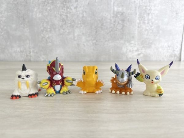 デジモン 大量 60点以上 アドベンチャー まとめて デジモングッズ 大量セット 玩具 デジモンアドベンチャーシリーズ 公式通販 アニメ「デジモンアドベンチャー」のポップアップショップが1月30日 デジモン』25周年イベントが東京プラザで1&frasl;4より開催。アニメシリーズ アニメグッズ (S ☆ デジモンアドベンチャー25周年記念アニメシリーズアクリルボード2025