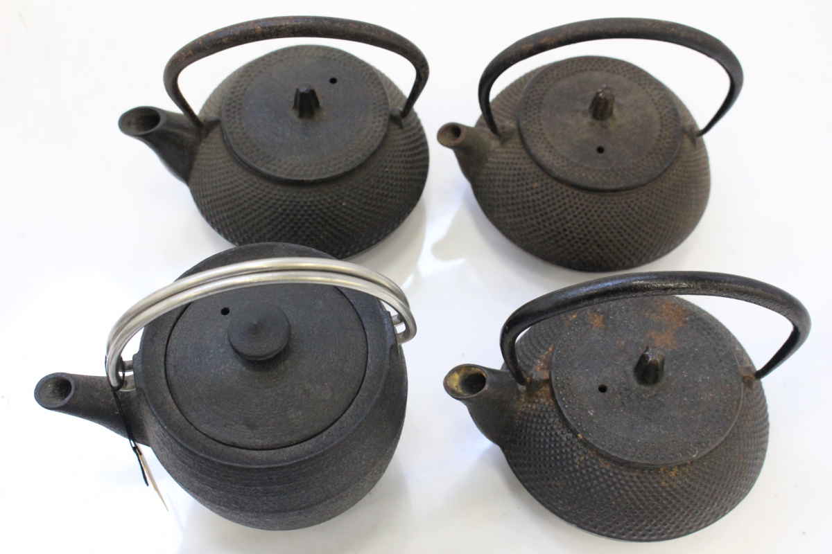 行董】 南部鉄器 14点まとめ 鉄瓶 蓋付き鍋 栓抜き 風鈴 肉池 金属工芸