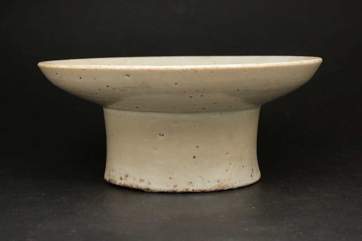 EC152 朝鮮古美術 李朝白磁台皿・李朝台皿 外径16cm 重465・ 