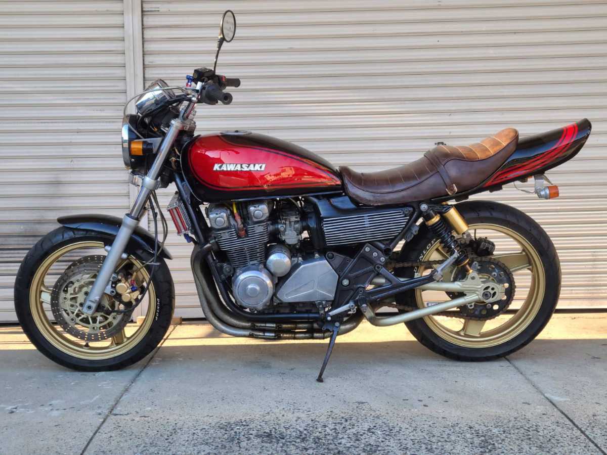 KAWASAKIゼファー400カスタム車両足回りワンオフ加工？後期型C6外装