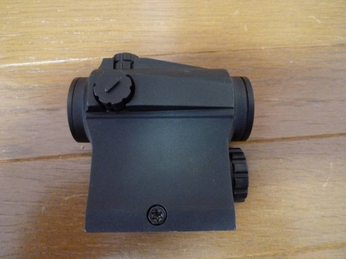 HD-1 Titan ドットサイト MARKS 防塵防水 ダットサイト t1 E60 ルビーコート 耐衝撃 スコープ MARKS] (中古)の販売ページ｜エアガン.jp ドットサイトの常識を変える！MARKSドットサイトシリーズ | IP67