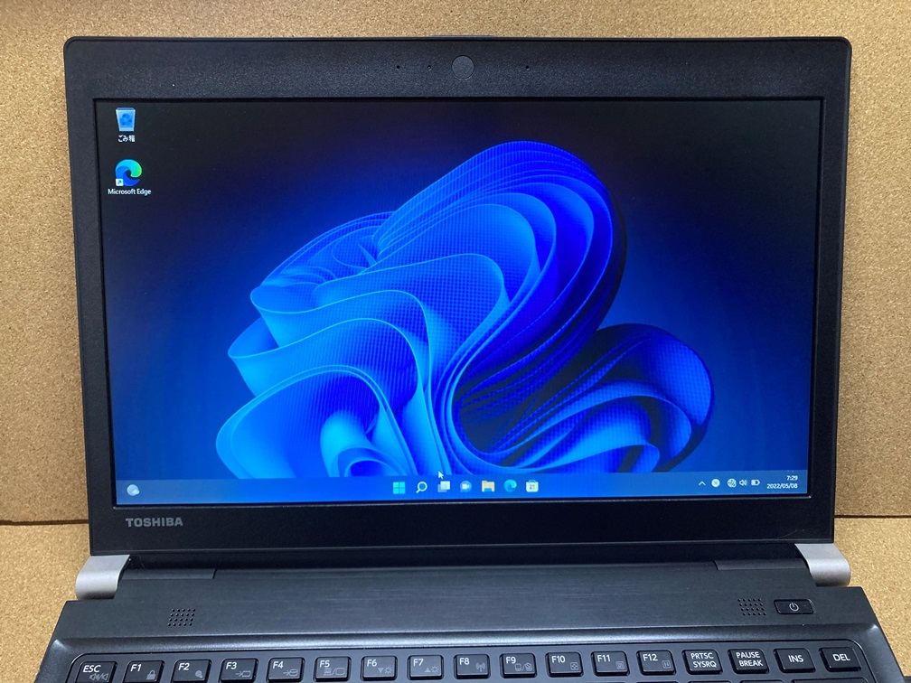 Toshiba dynabook R734/M Core i5-4310M 2.7GHz/8GB/256GB/Win11Pro
