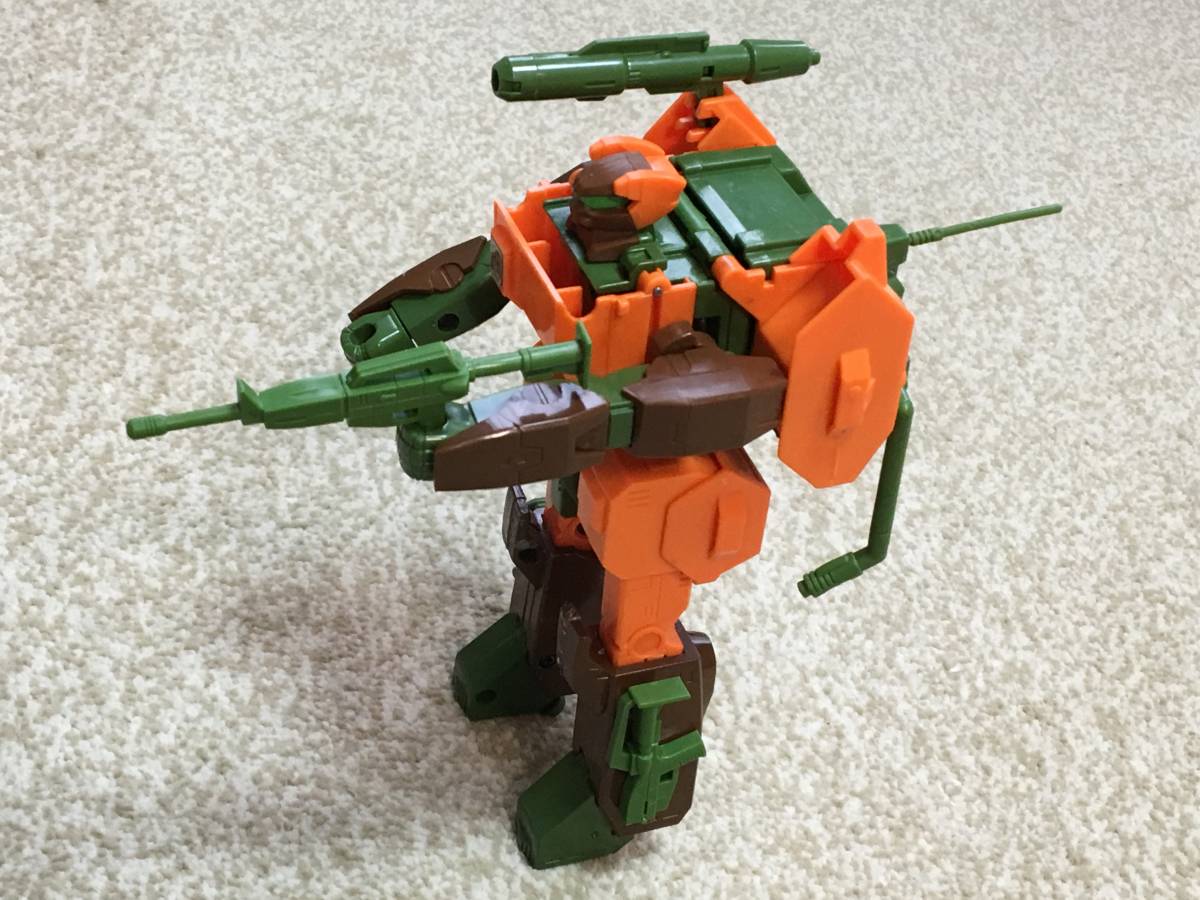 タカトクトイス ロードバスター 無限キャリバー トランスフォーマー  