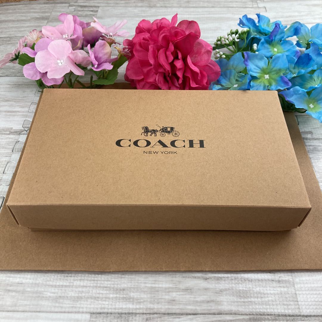 COACH コーチ 財布 レディース 新品 未使用 長財布 馬車柄 アイボリー