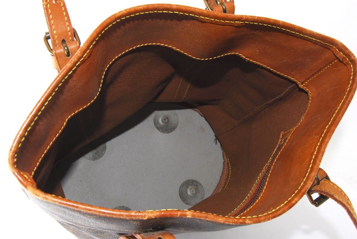 ルイヴィトン モノグラム バケット GM ポーチ付 ショルダーバッグ ...