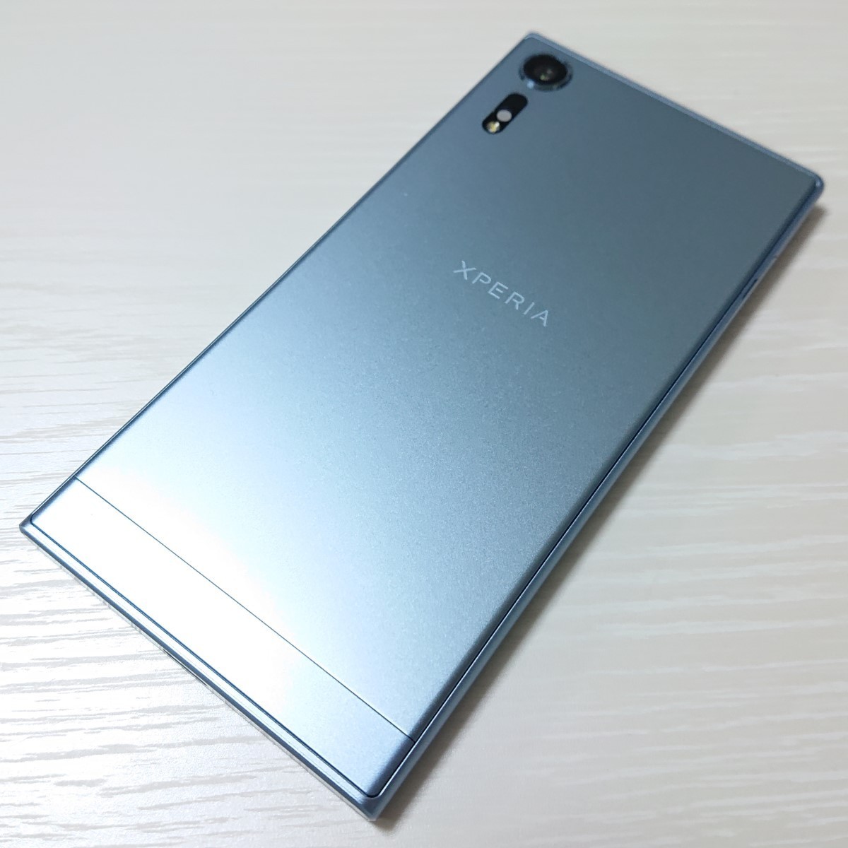 Xperia XZs｜価格比較・最新情報 - 価格.com