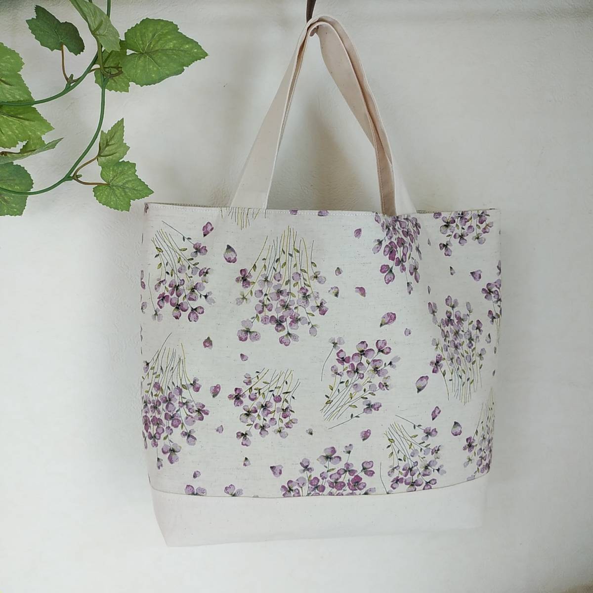 すみれブーケ柄□ハンドメイド コットンリネン ナチュラル□エコバッグ 
