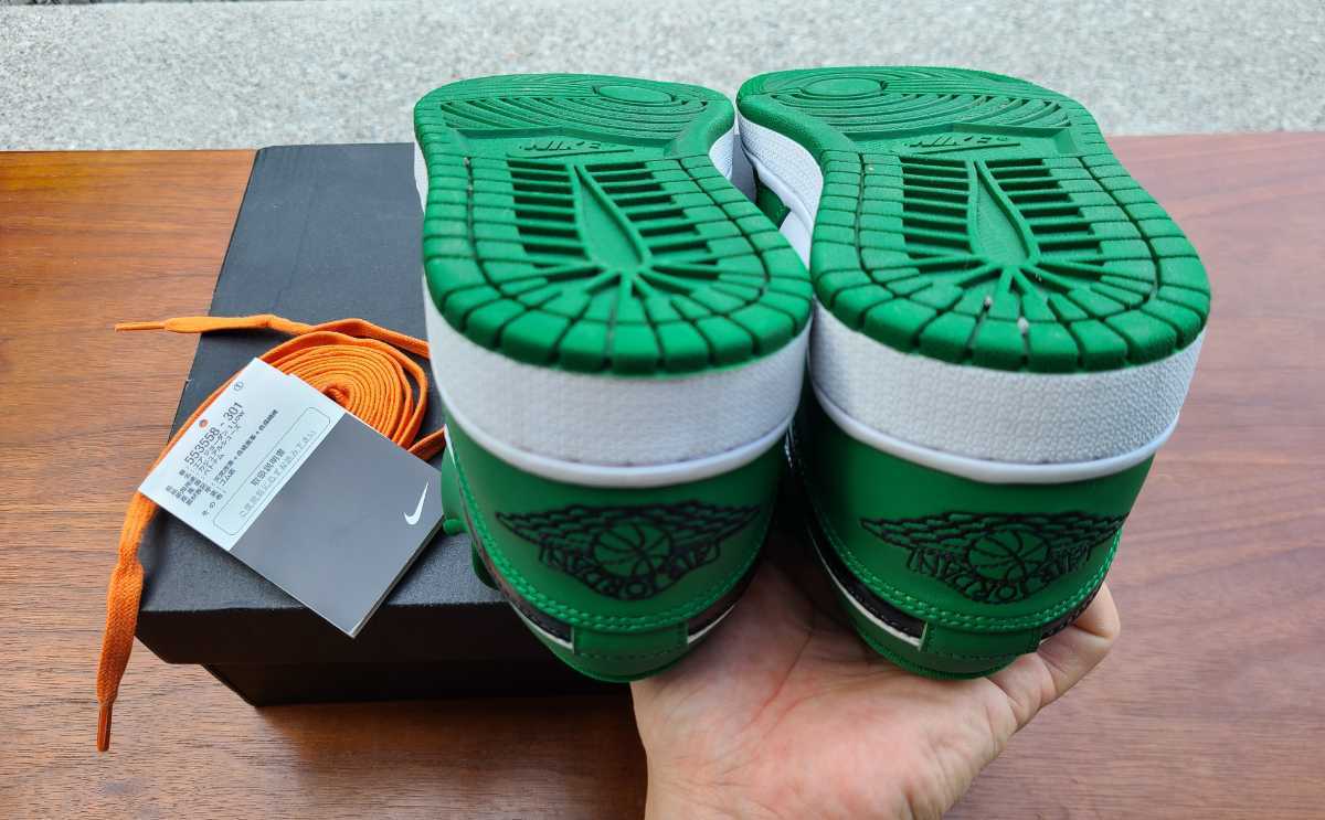 NIKE AIR JORDAN 1 LOW PINE GREEN 553558-301 ナイキ エアジョーダン 
