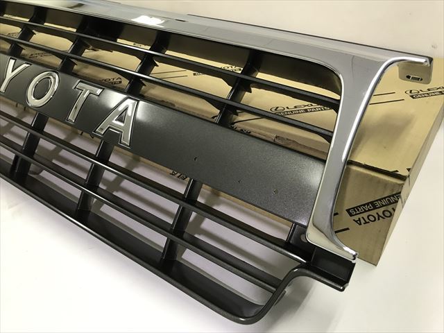 トヨタ純正 ランドクルーザー80系 前期 中期 フロント グリル ランクル 