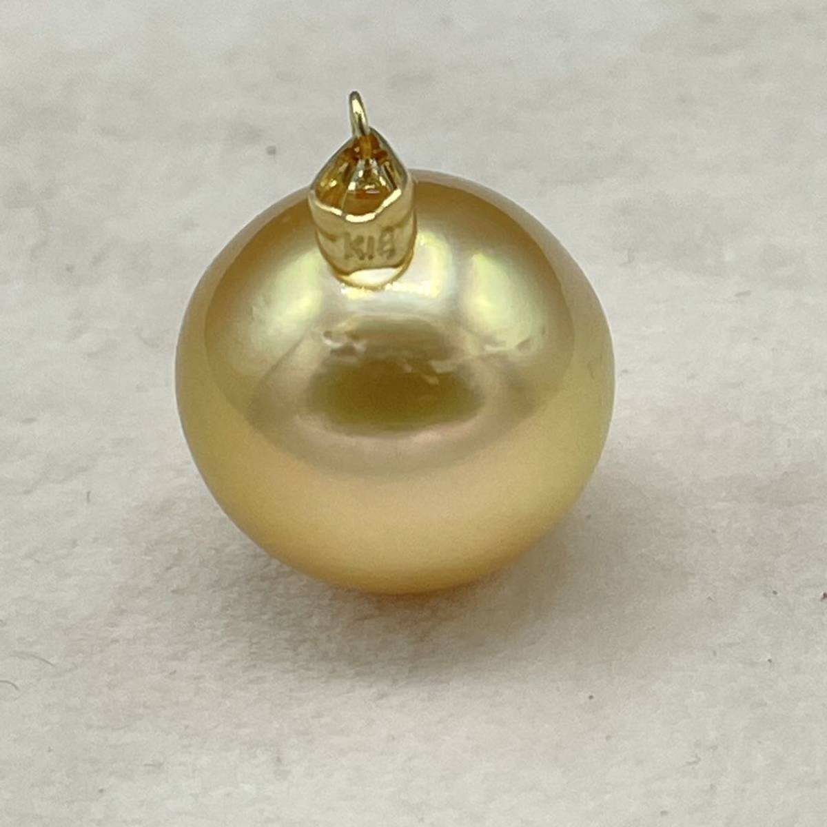 K18 南洋ゴールドパール ペンダント（12ミリ以上・D0.20ct 花珠 K18青 