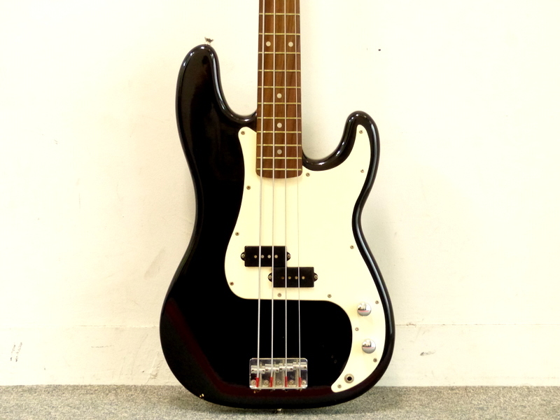 Squier by プレシジョンベース Fender スクワイヤー Precision Bass 美