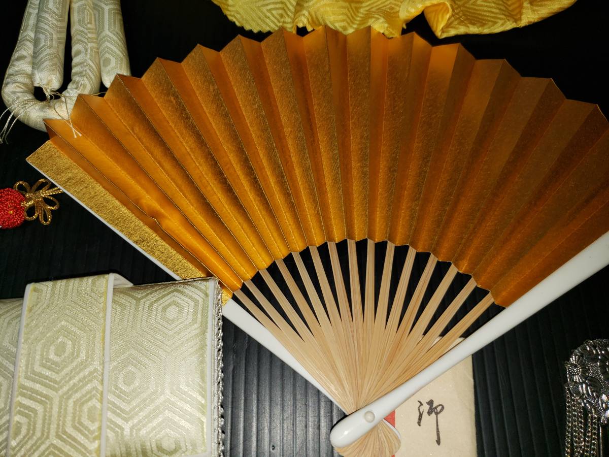 帯揚 帯締め 筥迫 末広 4点セット 黄色 婚礼衣装 結婚式 白無垢 色打掛 大振袖 引振袖 和装小物 | 帯揚げ 振袖 フォーマル 絹 こだわりきもの専門店Kisste