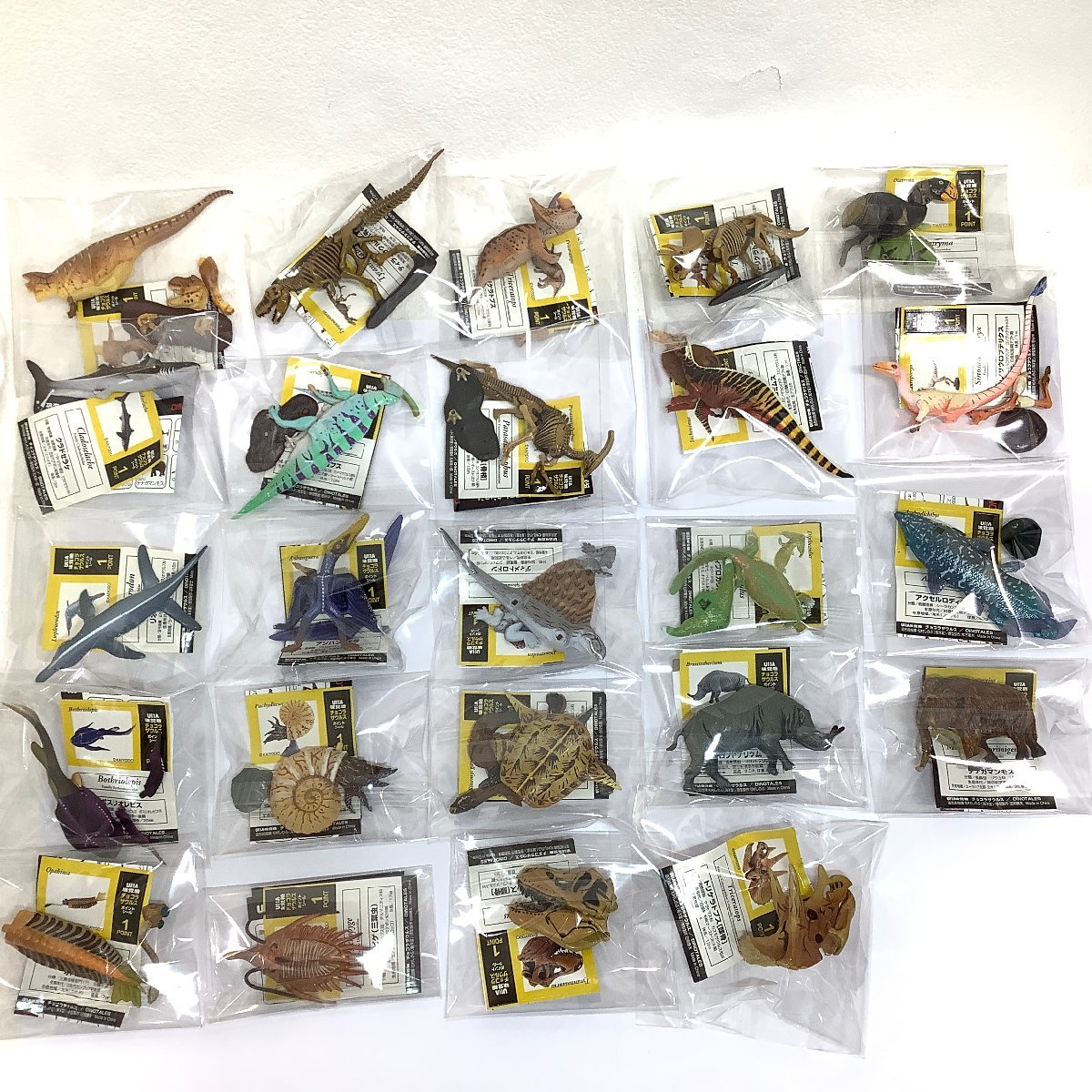 ☆1円スタート UHA味覚糖 チョコラザウルス 恐竜・古代生物フィギュア 