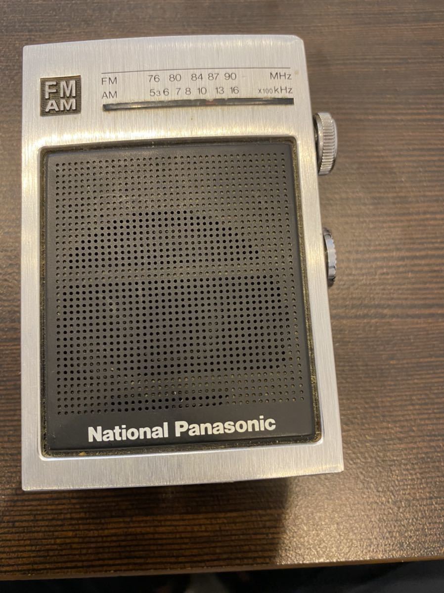 National Panasonic 昭和レトロ ポケットラジオ RF-555 通電確認済み